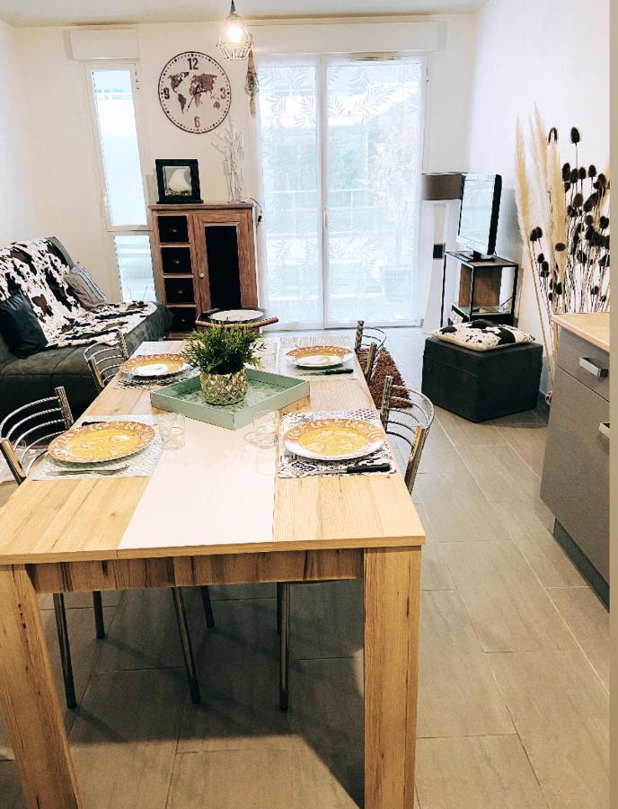 Appartement Avec Parking La Rochelle  Esterno foto